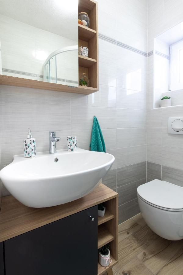 Apartman Ruza Krk Town Bagian luar foto