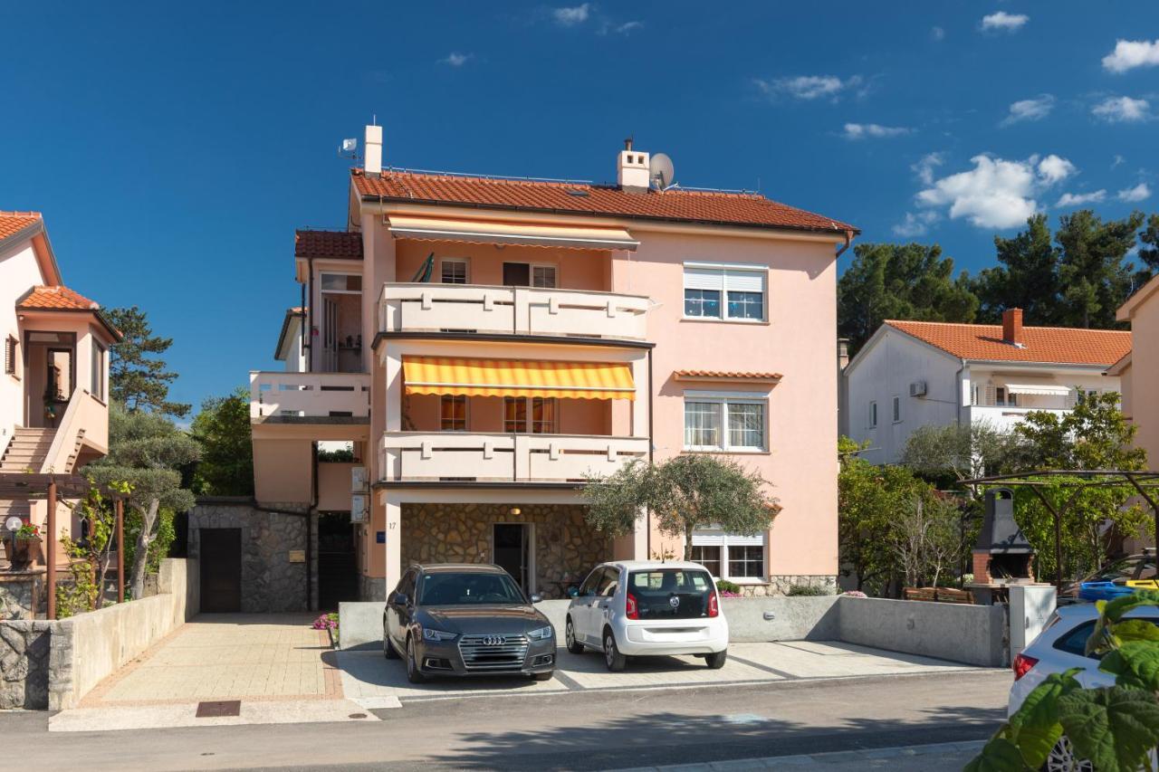 Apartman Ruza Krk Town Bagian luar foto