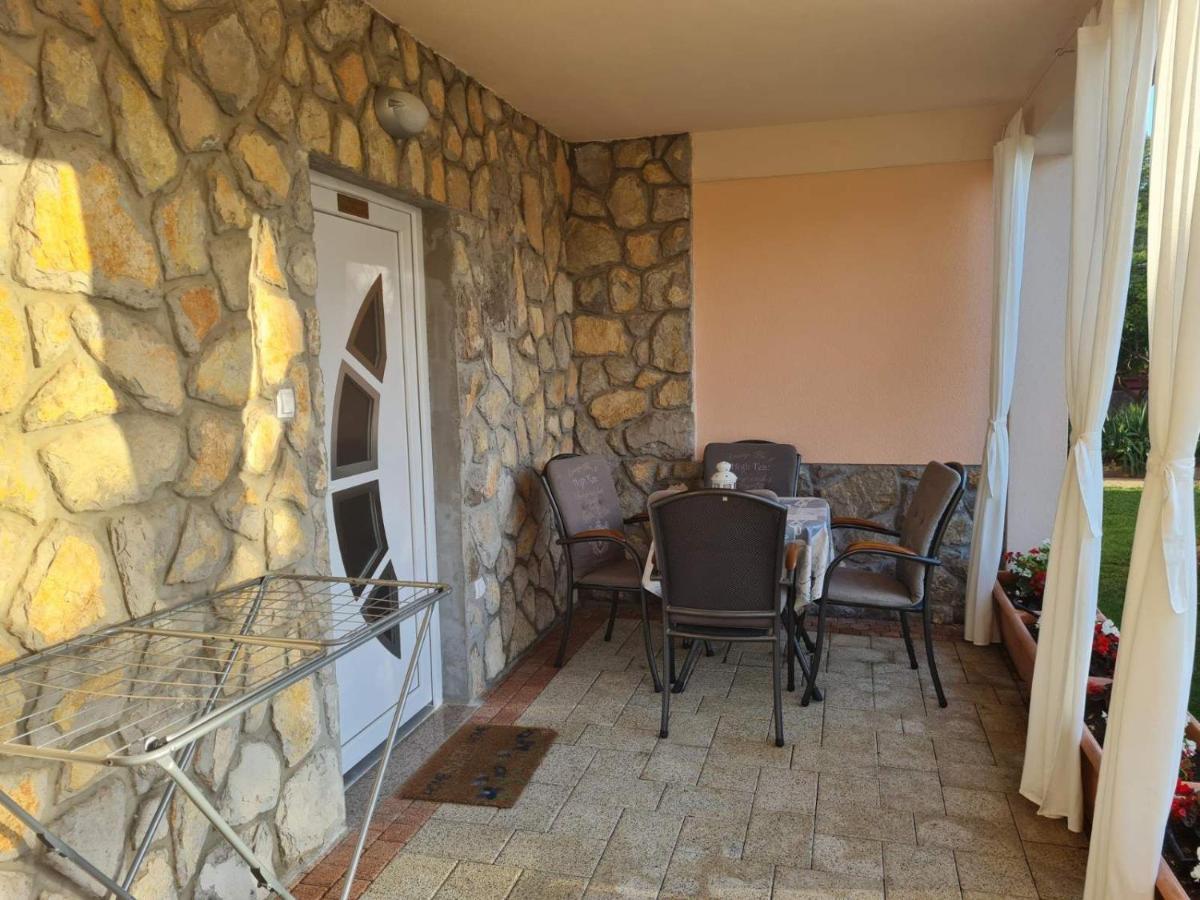 Apartman Ruza Krk Town Bagian luar foto