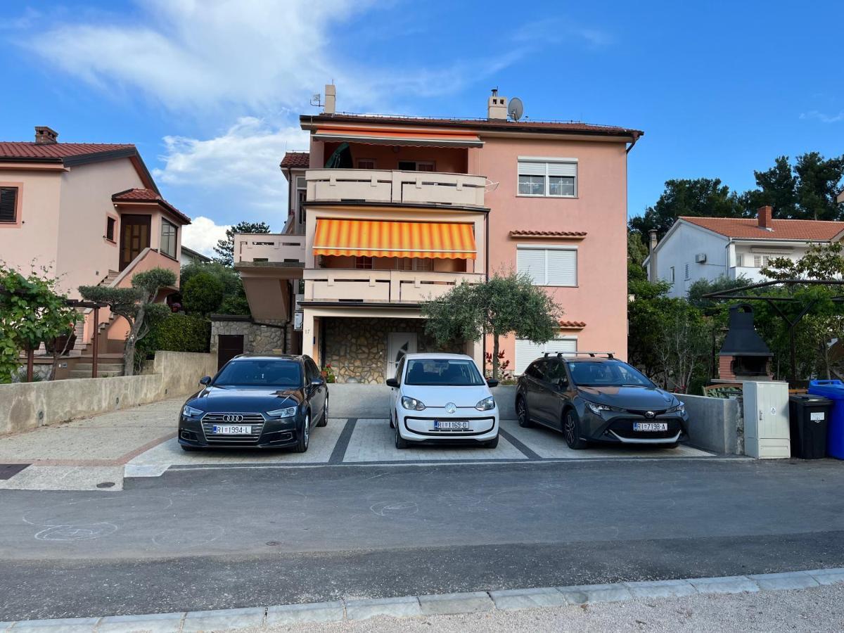 Apartman Ruza Krk Town Bagian luar foto